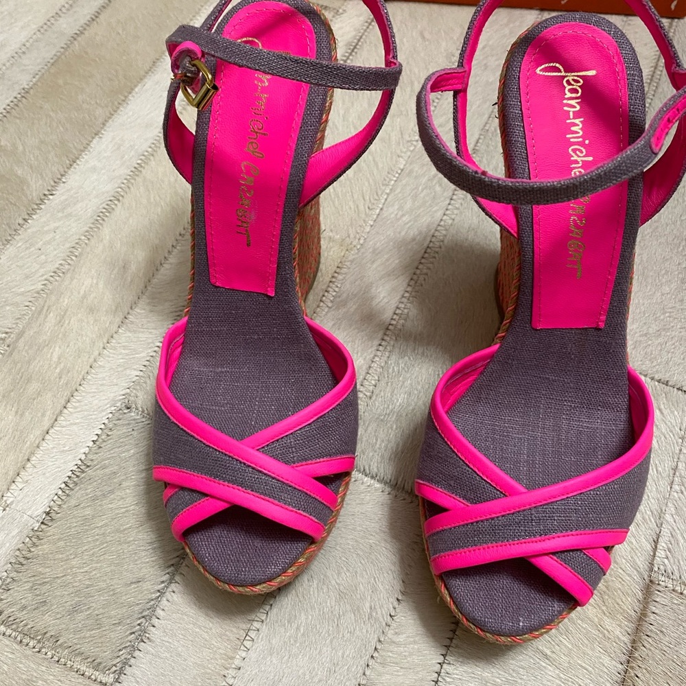 Woman’s wedges
